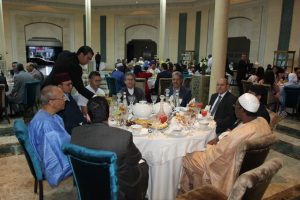 جانب من أعضاء المنظمة على مائدة الإفطار
