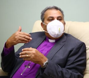 القس أندريه زكى