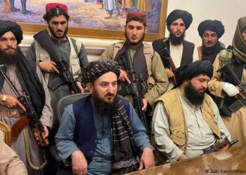 طالبان تعود لاحتلال أفغانستان.. والعالم يتأهب لعاصمة الإرهاب الجديدة