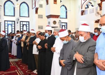 افتتاح أول مسجد بمدينة قنا الجديدة