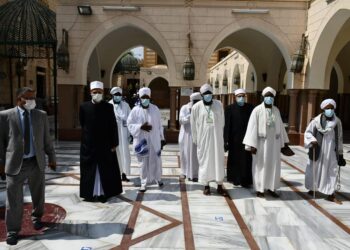 التمسك بالأخلاق الفاضلة والقيم النبيلة من أهم ركائز قيام الدول والحضارات 