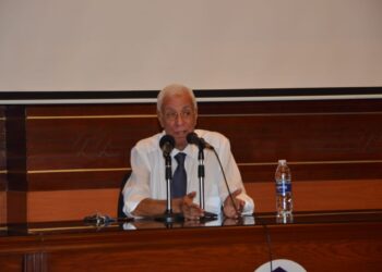 د حسام موافي