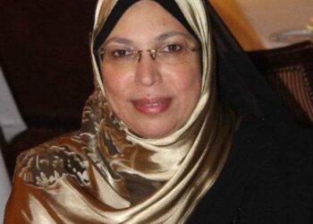 د نيفين مختار