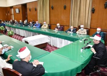 الأوقاف تخصص مليون جنيه سنويا لدعم معاشات قراء القرآن الكريم