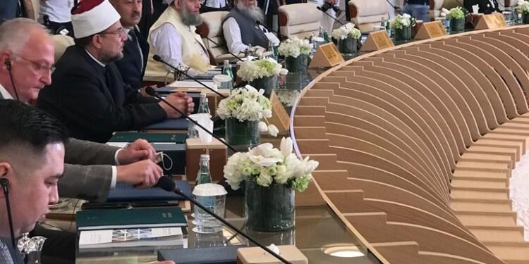 ثقافة التسامح والسلام هي الأصل وما سواها خروج على الأصل