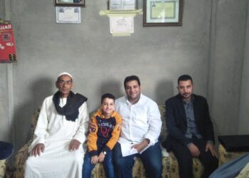 “عقيدتي” في منزل عائلة الطفل النابغة .. ونكشف الأسرار الكاملة لقصة تفوقه