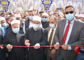 جمعة وعلام ومختار يفتتحون مسجد التقوى بالسنبلاوين