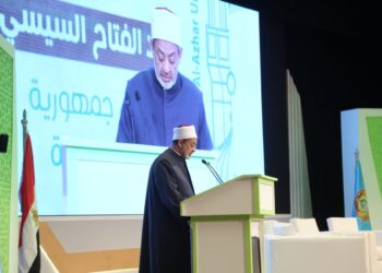 التقدم المادي الذي تميز به القرن الماضي لم يُواكبه تقدم مواز في المجال الخلقي الإنساني