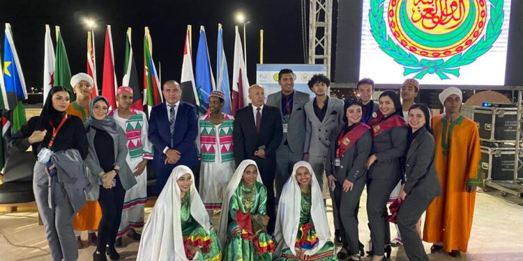 تقدم الأمم مرهون بالتمسك بالقيم الروحية والثقافية