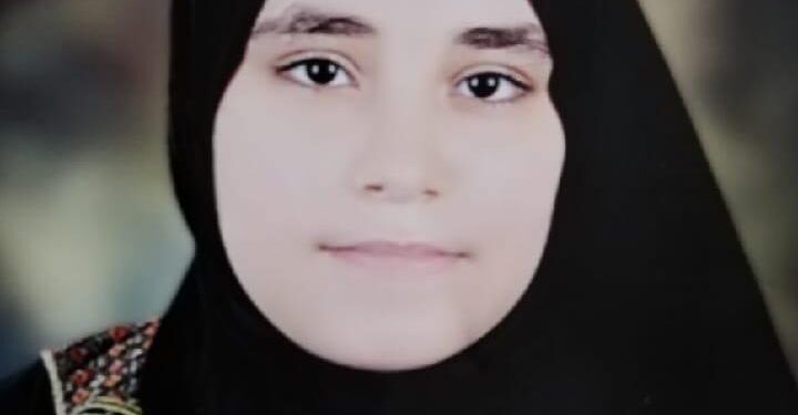 إسراء ابنة نبروه (12 عاما) أصغر عضو بنقابة القراء