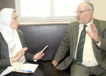 لغتنا “حية” بذاتها وبأمر ربها وليس بأهلها