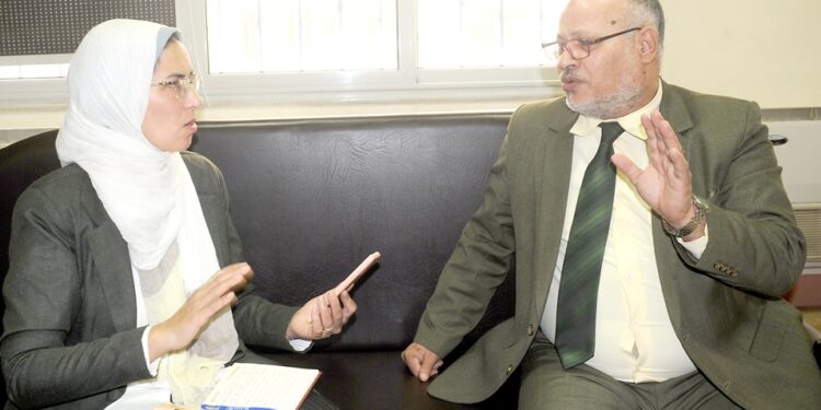 لغتنا “حية” بذاتها وبأمر ربها وليس بأهلها