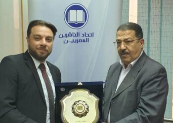 سفارة فلسطين بالقاهرة واتحاد الناشرين المصريين تنهيان اجراءات استلام الكتب المقدمة دعما للمكتبات المتضررة من العدوان الإسرائيلي