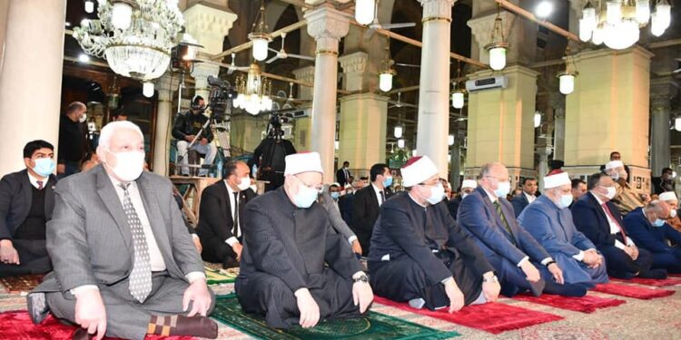 د.أحمد عمر هاشم : ليلة النصف من شعبان لها قدر عظيم وخصها النبي (صلى الله عليه وسلم) بالعبادة لفضلها