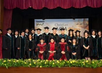 بحضور “عقيدتى”.. الاحتفال بتخريج الدفعة الثالثة من ماجستير الإدارة بكلية لاهوت أكسبلورنيشنز