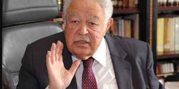 شيخ الأزهر ينعى المستشار رجائي عطية نقيب المحامين