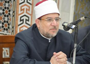 الكلمة أمانة ومسئولية وهي حجة لك أو عليك  وهي كالسهم إن نزع عن القوس لا يرجع