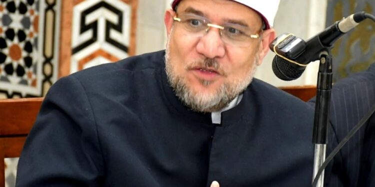 الكلمة أمانة ومسئولية وهي حجة لك أو عليك  وهي كالسهم إن نزع عن القوس لا يرجع