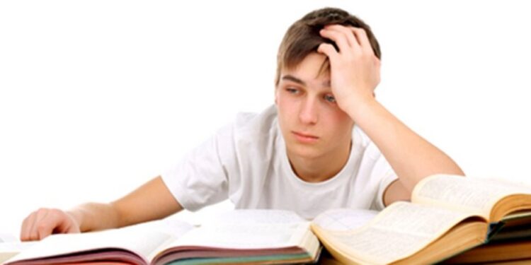 نصائح للتعامل مع الاولاد في فترة إمتحانات الترم