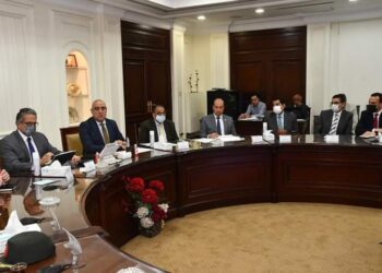 وزيرا الإسكان والسياحة والآثار يترأسان اجتماع اللجنة الوطنية لمتابعة الموقف التنفيذى لمشروع تطوير موقع التجلي الأعظم