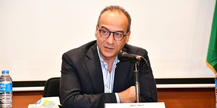 رئيس الهيئة المصرية العامة للكتاب يشيد بأكاديمية الأوقاف الدولية