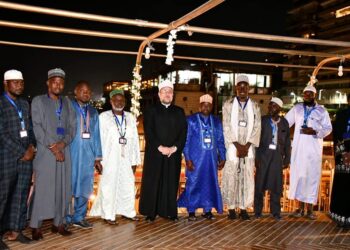 أئمة وواعظات بوركينا فاسو يشكرون الرئيس السيسي