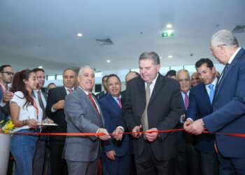 بحضور 5 وزراء.. افتتاح معرض “صناعة بلدنا”