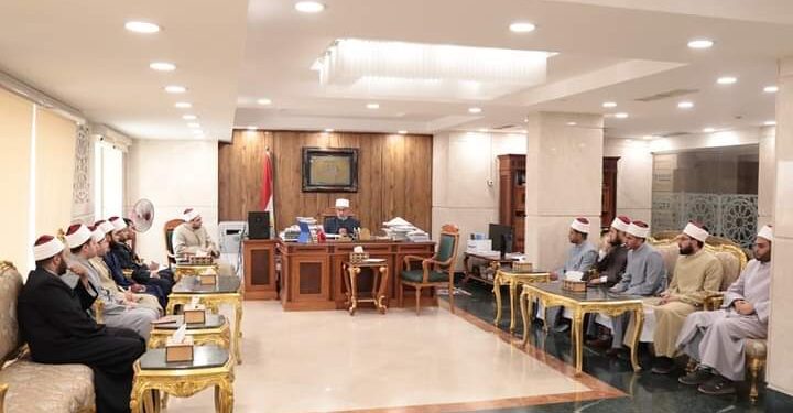 أمين «البحوث الإسلامية» يناقش مع شباب الباحثين بالمجمع خطة الإنتاج العلمي خلال المرحلة المقبلة