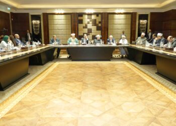 ورشة “التكامل بين العلوم الشرعية والطبيعية”: التنمية تبدأ من الإنسان.. والتكامل بين العلوم أصبح غاية علمية *