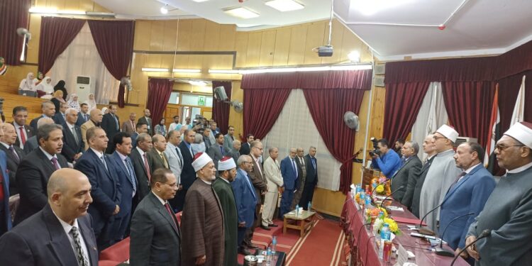 كلية الشريعة والقانون بأسيوط فى عيدها الذهبى تناقش «دور المؤسسات الدينية والتعليمية والثقافية والإعلامية في الحفاظ على القيم المجتمعية»