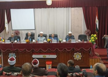 كلية الشريعة والقانون بأسيوط فى عيدها الذهبى تناقش «دور المؤسسات الدينية والتعليمية والثقافية والإعلامية في الحفاظ على القيم المجتمعية»