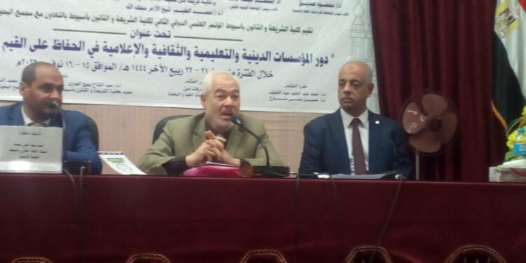 الإعلام.. خط الدفاع الأول لحماية القيم الإنسانية