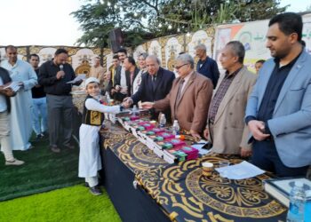 مركز شباب شنبارة منقلا يكرم حفظة القرآن الكريم