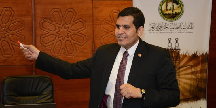 “الملامح المسرحية في رسالة الصاهل”.. للمعري رسالة دكتوراه بجامعة الأزهر غدا