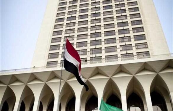 مصر تدين تمزيق المصحف الشريف في هولندا