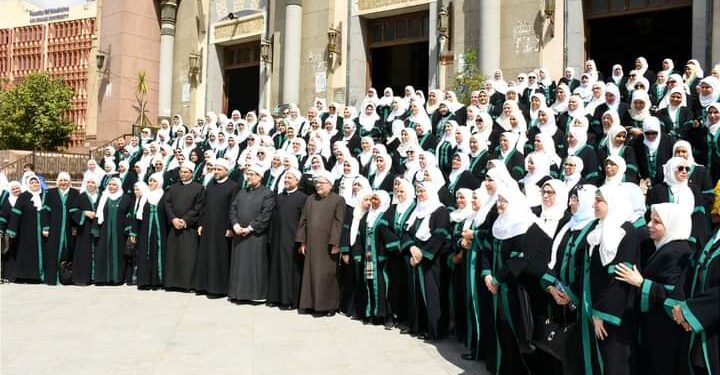 مشاركة الواعظات في العمل الدعوي تسهم في نشر الفكر الوسطي والفهم الصحيح للدين