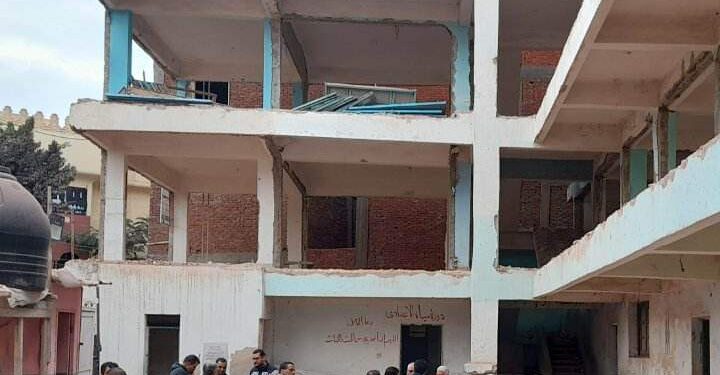 بدء العمل.. في ترميم المعهد الأزهري بقرية منية جناج