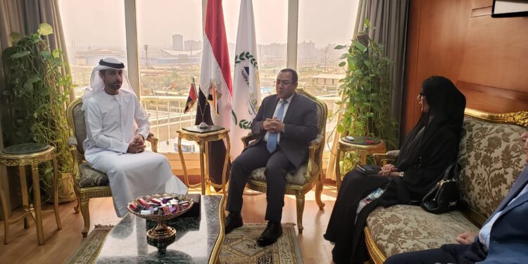 تعزيز التعاون والشراكة التعليمية بين مصر والإمارات