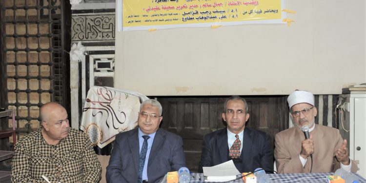 التوكل على الله والأمل وإتقان العمل.. سر النجاح في التعامل مع الأزمات