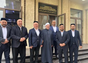 مفتي الجمهورية يلتقي نظيره الأوزبكي في طشقند ويبحثان آفاق التعاون