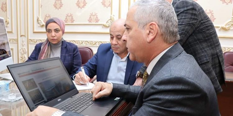 غرفة عمليات الوطنية للصحافة تشيد بأداء المؤسسات الصحفية القومية