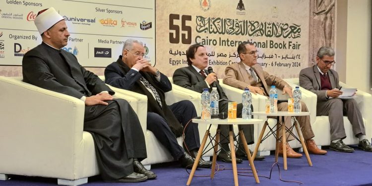 “تحديات العمل الدعوي في العصر الرقمي”.. ندوة لرابطة الجامعات الإسلامية بمعرض الكتاب