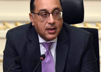 رئيس الوزراء يهنئ شيخ الأزهر بمناسبة قرب حلول شهر رمضان المعظم