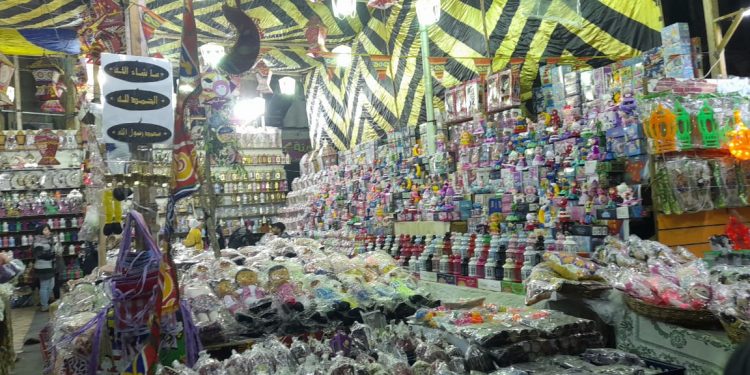 مصر استعدت بـ”موائد الرحمن والفونيس” تملأ الميادين