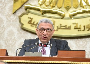 جاد الحق وطنطاوي والغزالي والدفتار.. نجوم لا تغيب