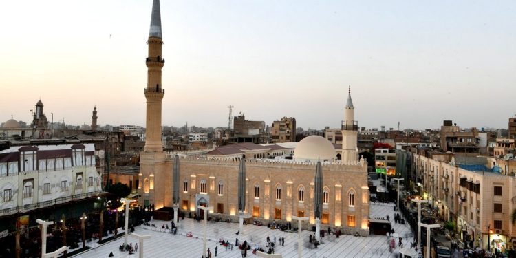 السر في تسمية أبواب مسجد الإمام الحسين