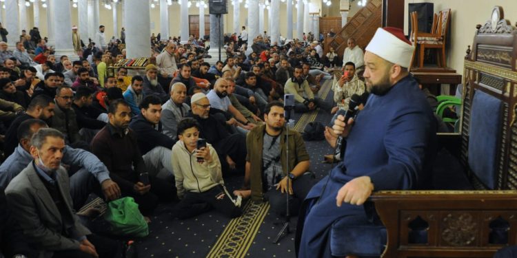 الصيام يهذب النفس.. والشافعى ختم القرآن ٦٠ مرة فى رمضان