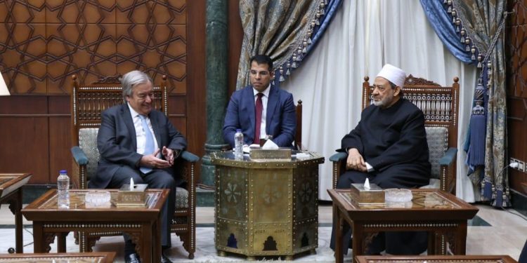 شيخ الأزهر والأمين العام للأمم المتحدة يناقشان مستجدات الأوضاع في غزة