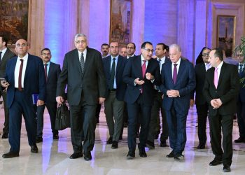 رئيس الوزراء يفتتح المؤتمر الدولي للسياحة الصحية بمشاركة 32 دولة