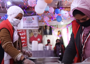 “مطبخ عزيزة”.. مبادرة إنسانية لتسكين بطون 1500 مستحق.. يوميًا